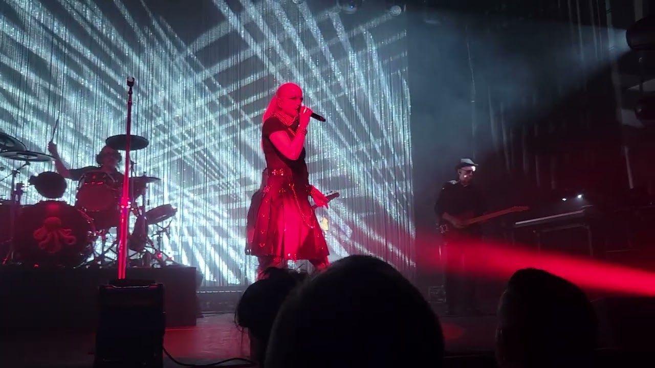 Garbage - #1 Crush (Live in Spokane, WA - October 18th, 2025)