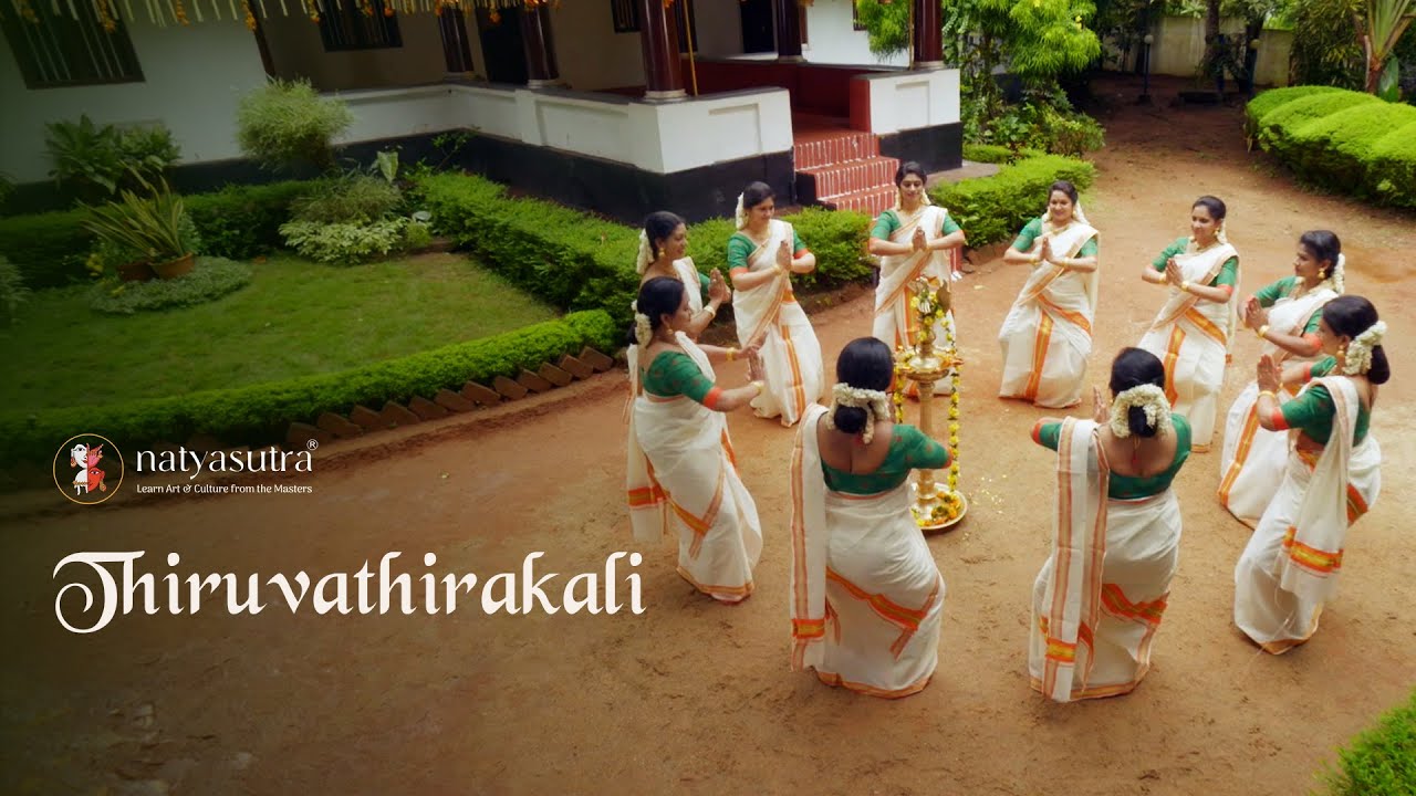 Thiruvathira Vella Pudava Uduthum Kondu... | Thiruvathirakali | Traditional Dance Form of Kerala