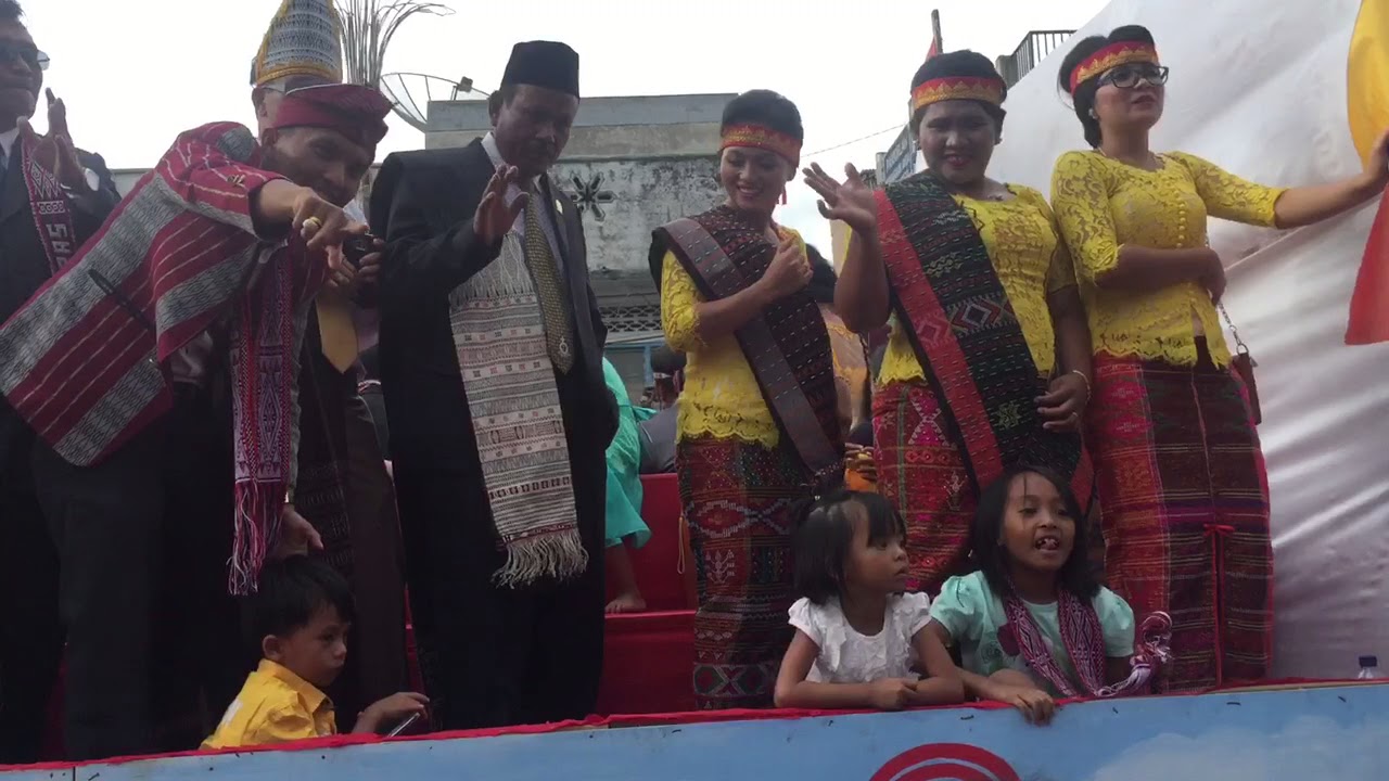 Anggota dprd tobasa karnaval