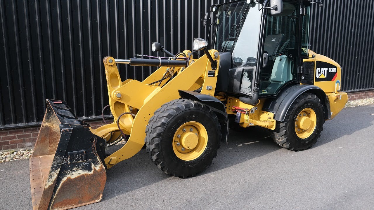 CAT 906 - For Sale