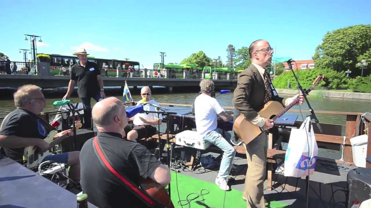 Kan du tänka dig en sommar utan sol och bad - Walter Kurtsson