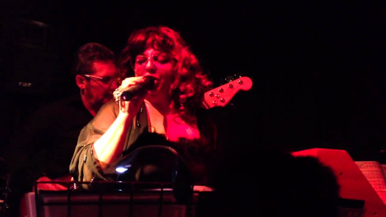 Devi dirmi di s&igrave;