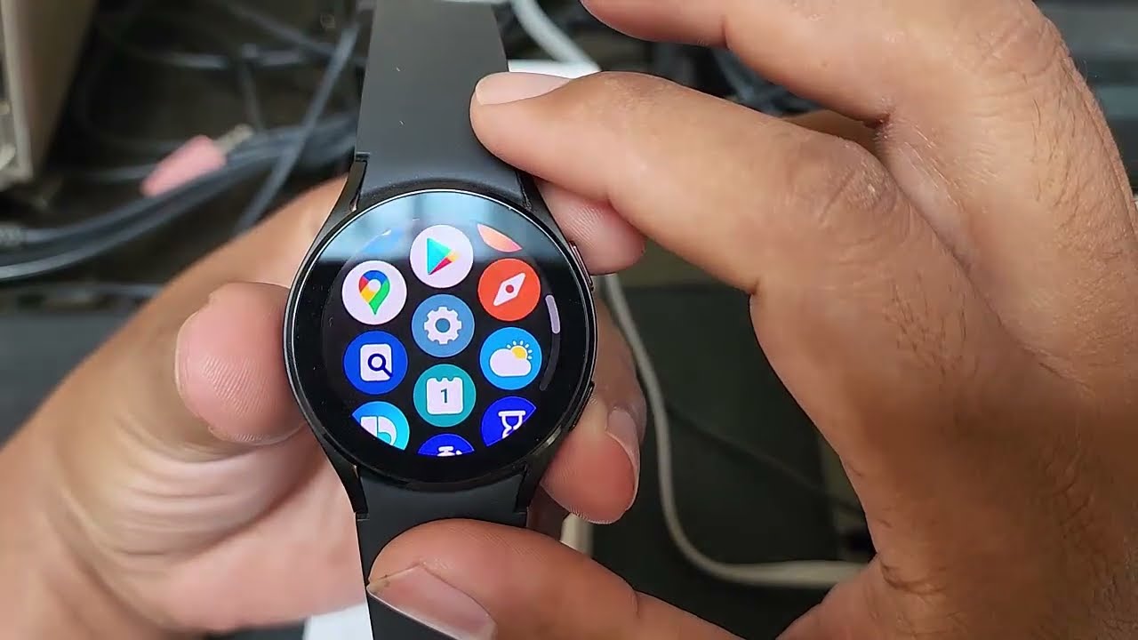 Samsung Galaxy Watch4 : How to set Quick launch gesture as Media Controller