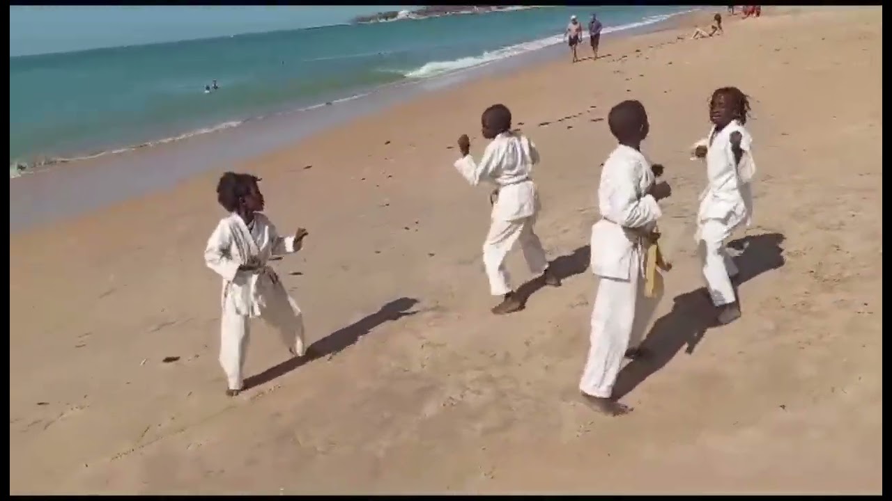  Karate practice on the beach ⛱️ 🌊 