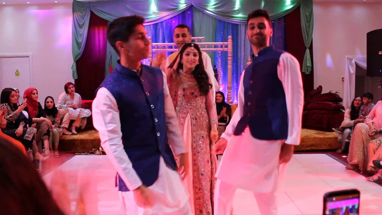 Mehrunisa & Amir | Mehndi Dance | #MehruWedsAmir