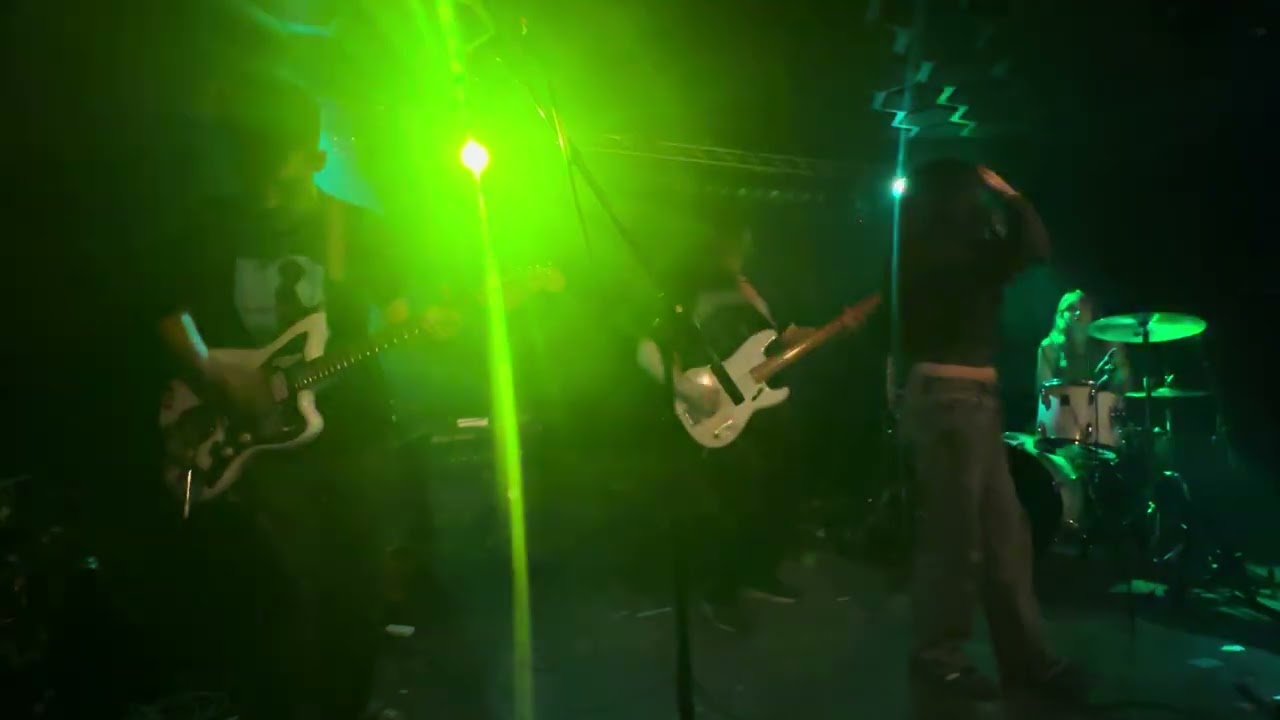 AMARGA @ HEARTBREAKERS (half of song 2 all of 3) 19/02/2026