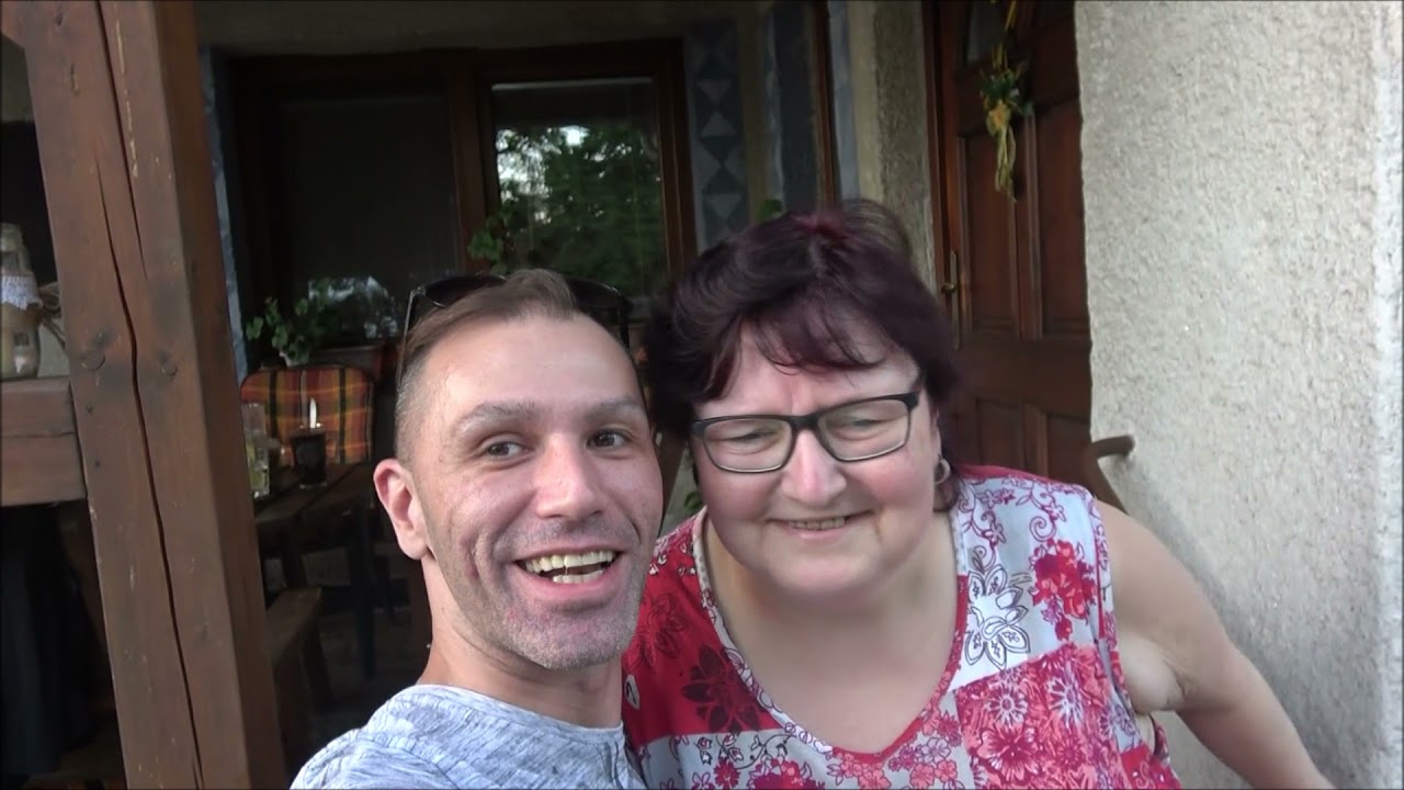 Návštěva u kamarádek soukromé travesti Divoké kočky
