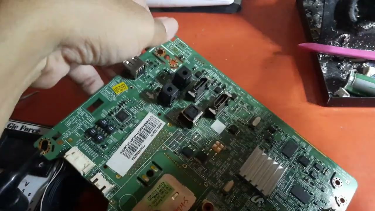 Tv Samsung UA40EH5000 Mati total