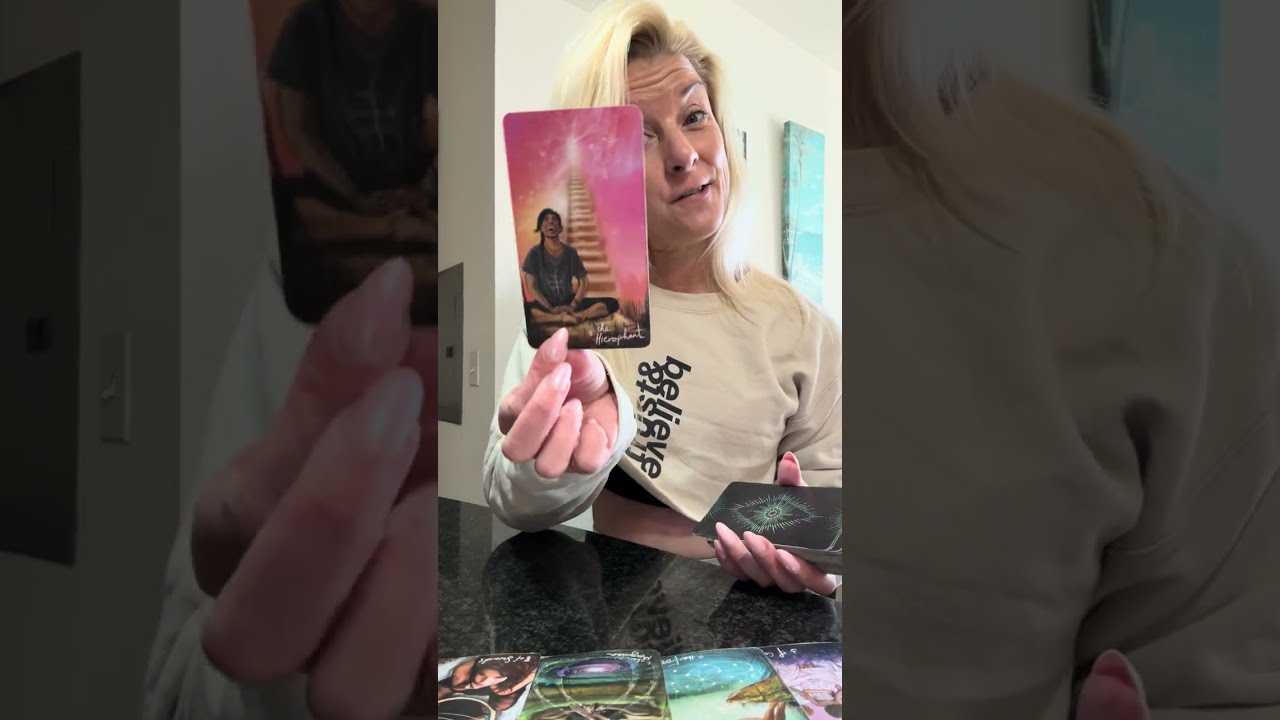 LEO ♌️ TWIN FLAME 🔥🔥 Expect a message 😮💔❤️‍🩹🔥🔥#tarot #zodiac #leo #twinflame #lovereading #love