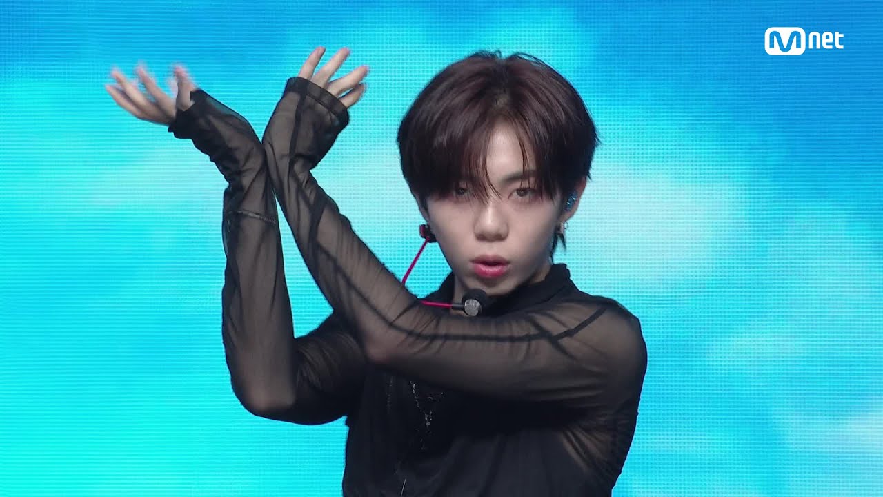 8TURN(에잇턴) - Electric Heart #엠카운트다운 EP.903 | Mnet 250828 방송