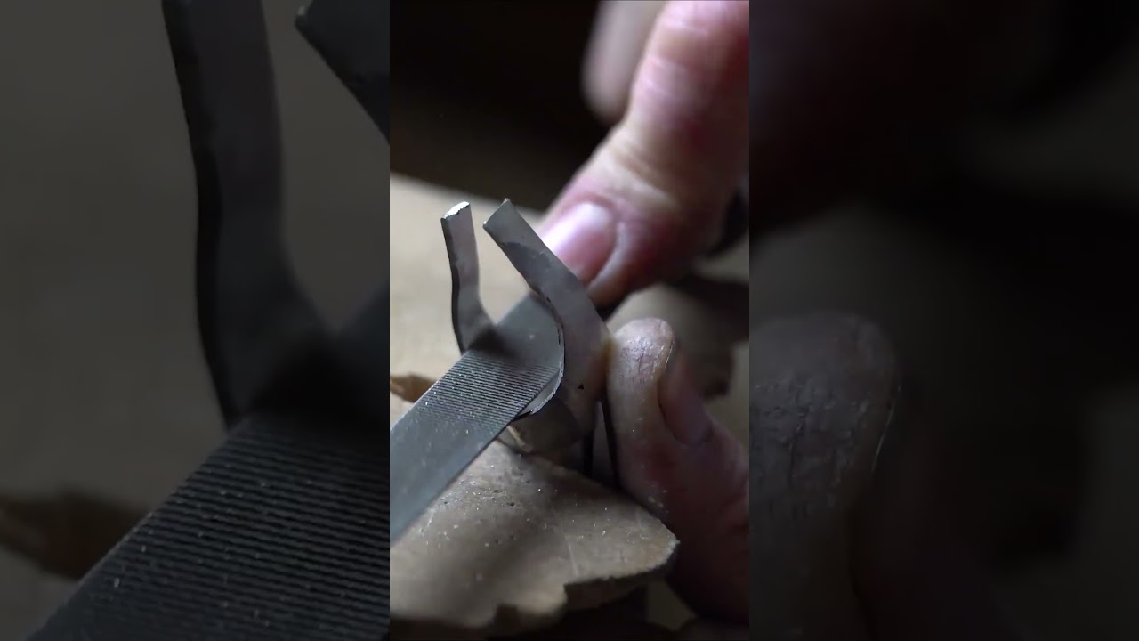 Making a Signet Ring #signetring #makingaring #custommadering #diamonds #minimalistdesigns