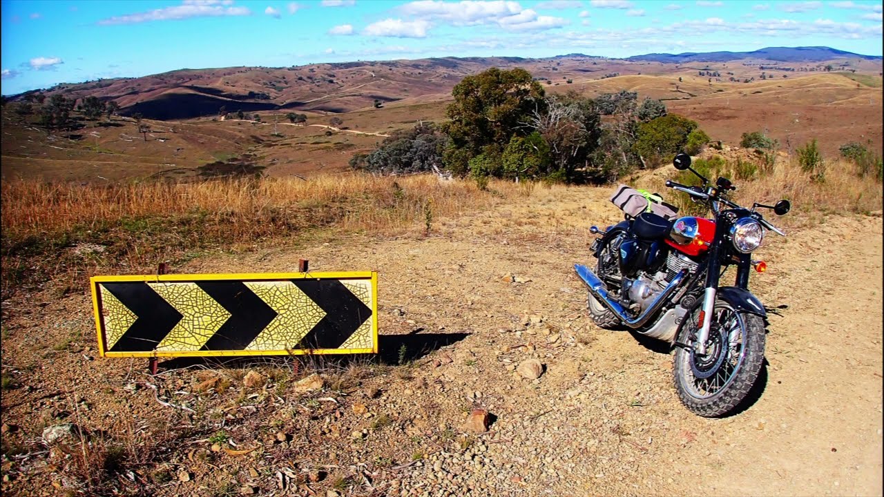 Royal Enfield Classic 350 - Dirt Road Ride #2.
