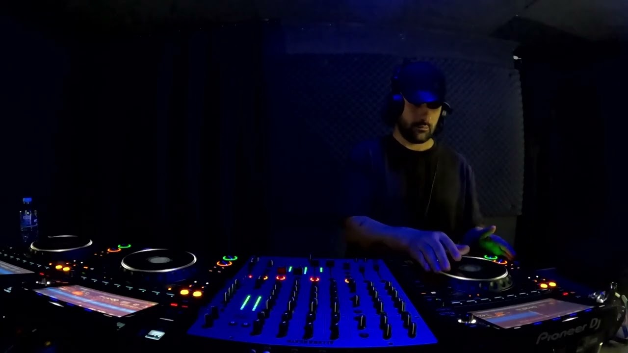 Live Frequency Broadcast Series 17-Basicnote