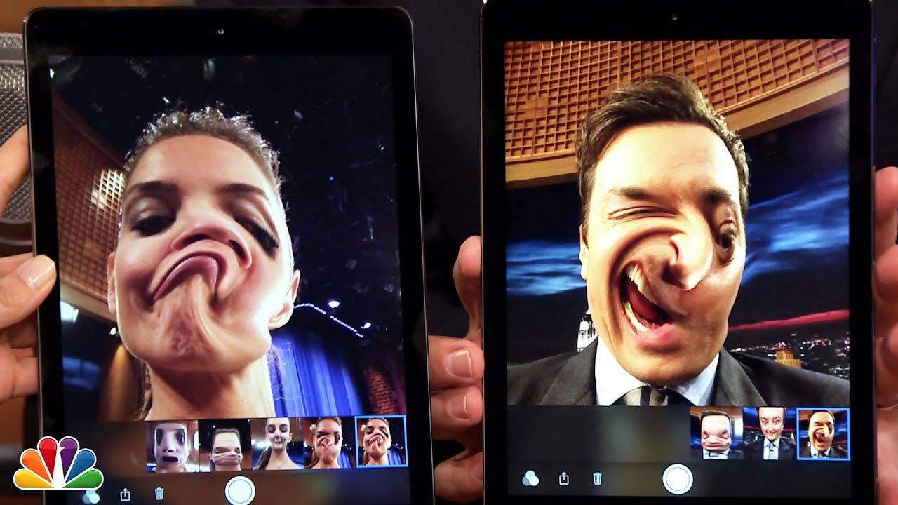 Photo Booth with Katie Holmes