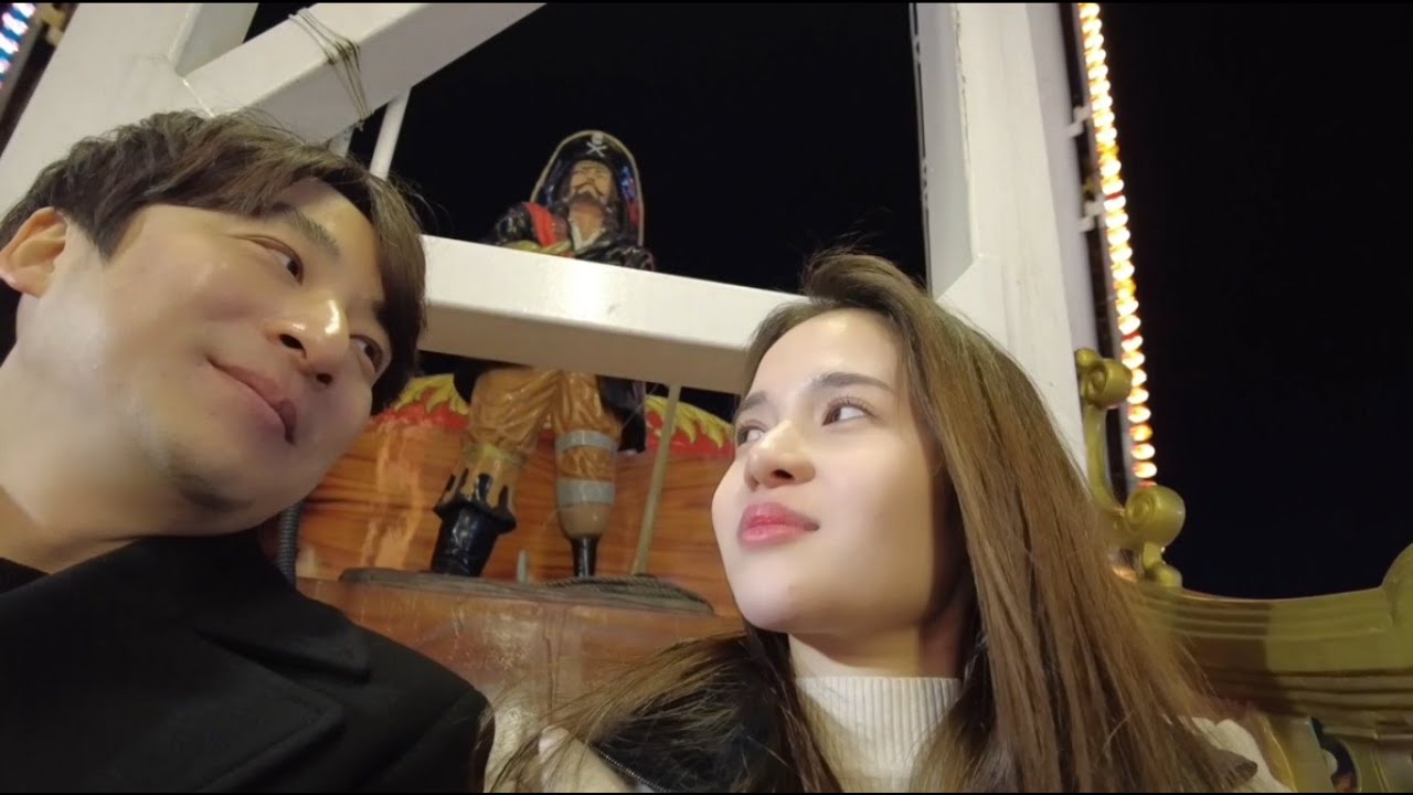 Amusement park night with Oppa 🎡