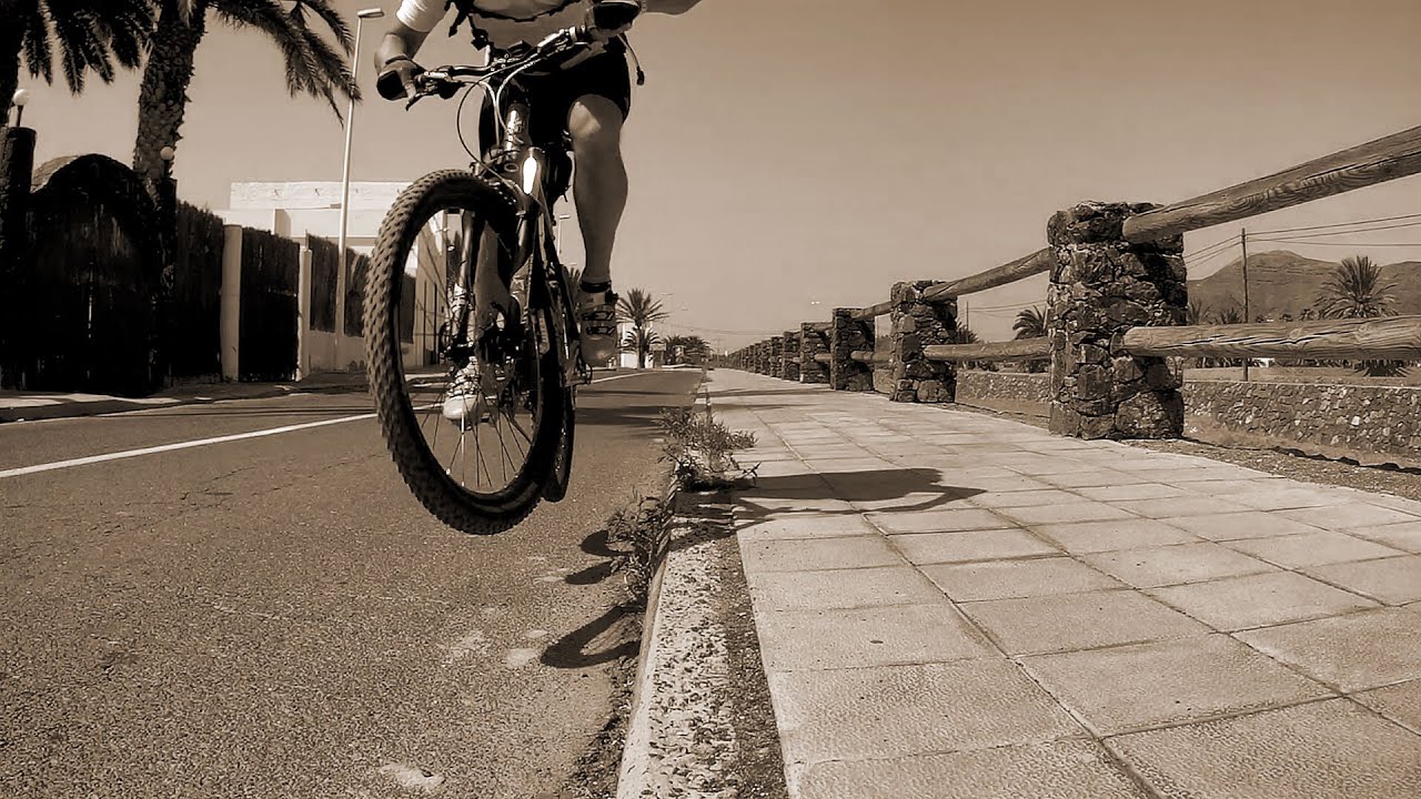 Tarajalejo, Hardtail, Rodzina i Wakacje