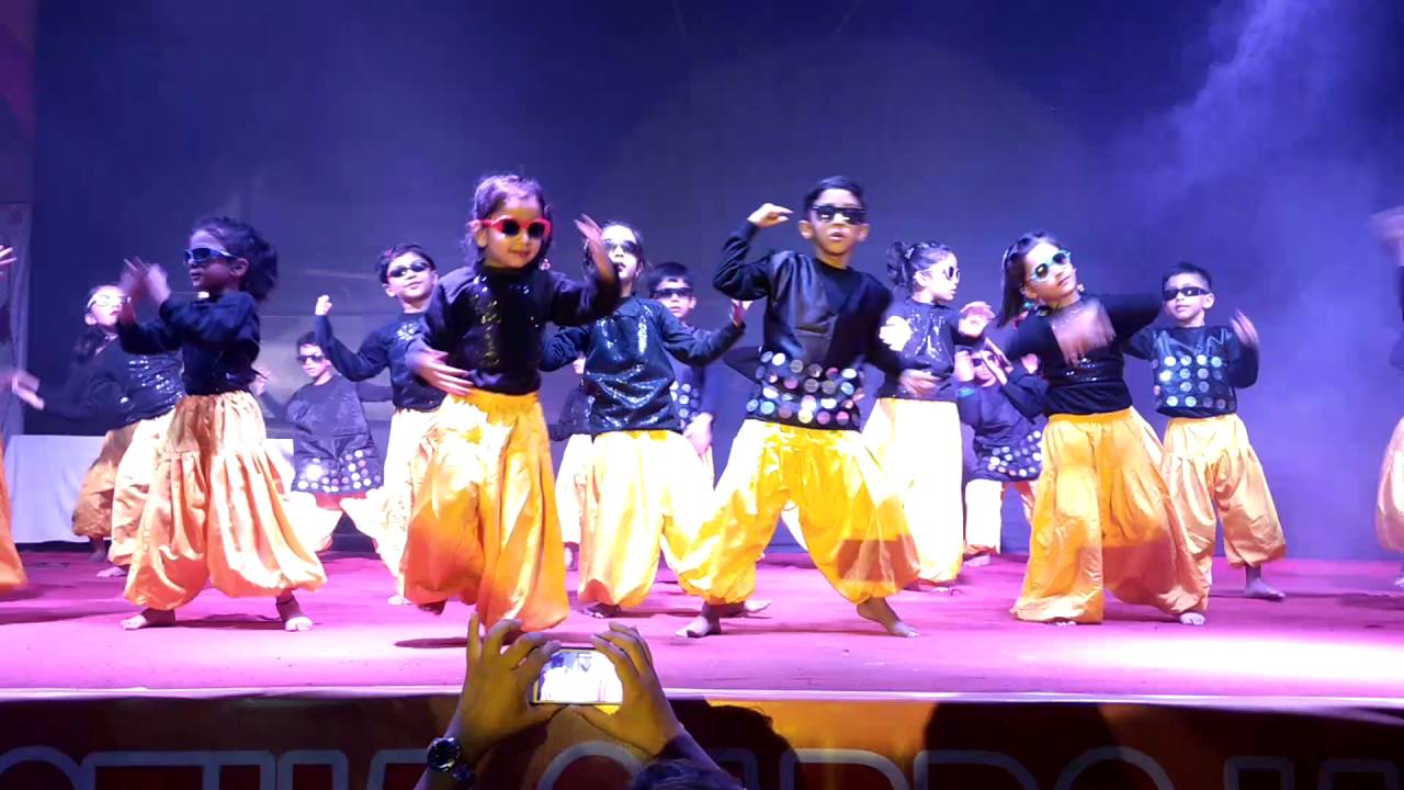 Malhari and kala chashma kids