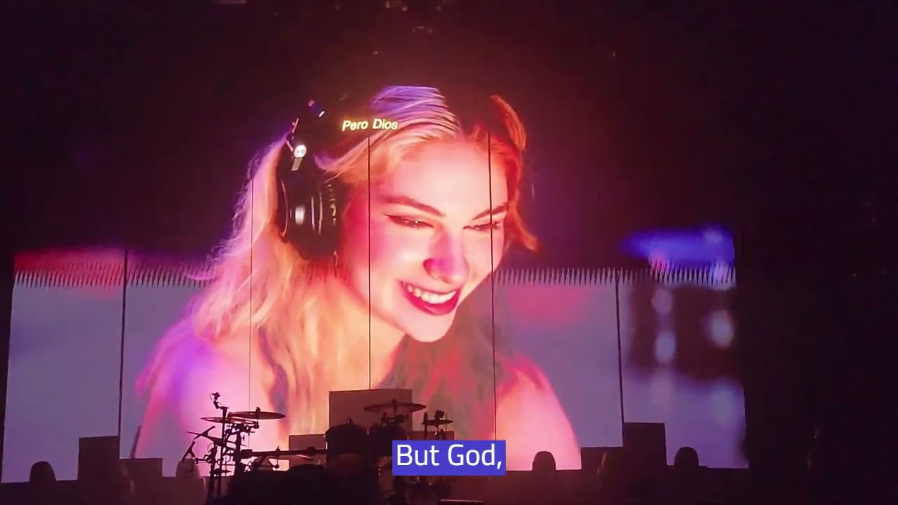 10th Anniversary of The Warning  - Live Diana Guadalajara  - English subtitle credits: Rip McManus