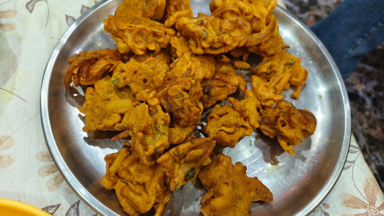 aalu pyaj ke pakode
