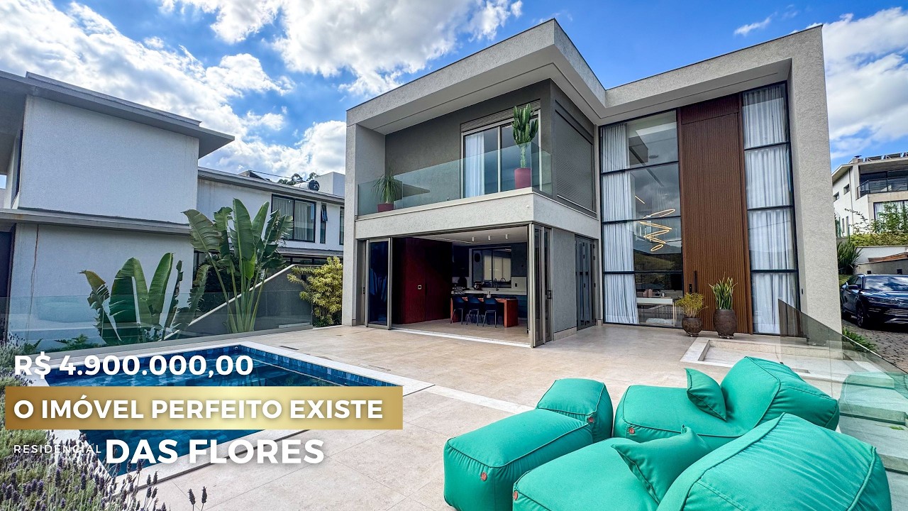 Casa de Alto Padrão com Vista para Montanhas