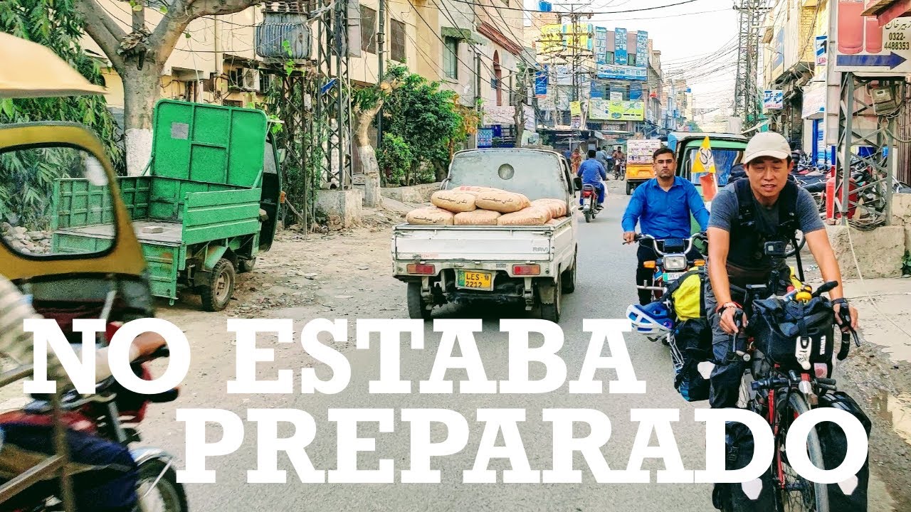PAKISTÁN 🇵🇰: Aterrizo y el CAOS empieza de inmediato | En bici hasta Lahore | EP49