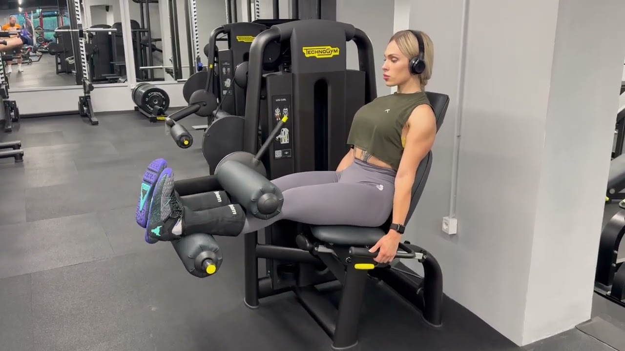 Sjedeča Fleksija ( Seated Leg Curl )