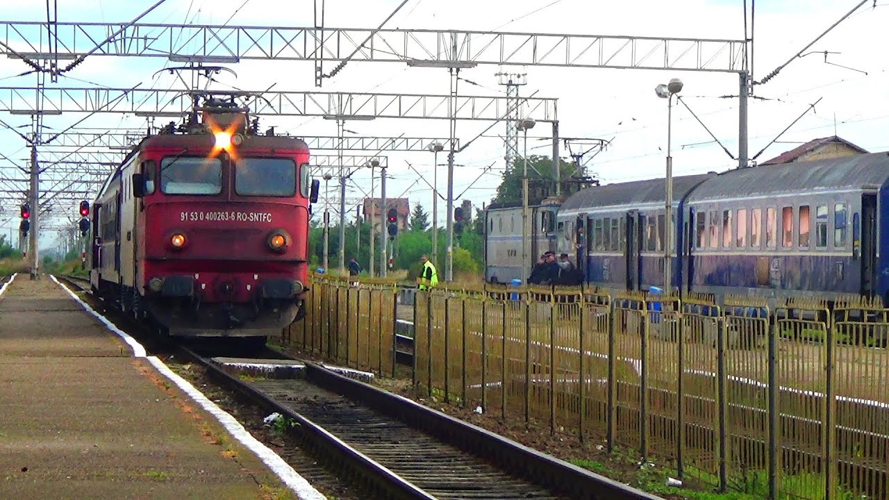 Trenuri în gara Teiuș (02.09.2021.)