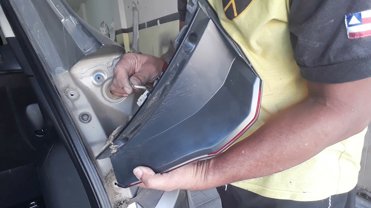 Como tira lanterna do Honda HR-V sem gastar dinheiro
