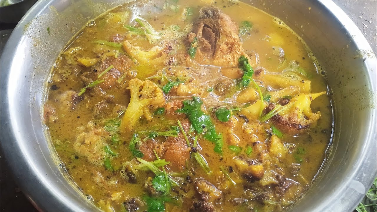 ফুলকপি দিয়ে রুই মাছের ঝোল ।।Rui macher jhol