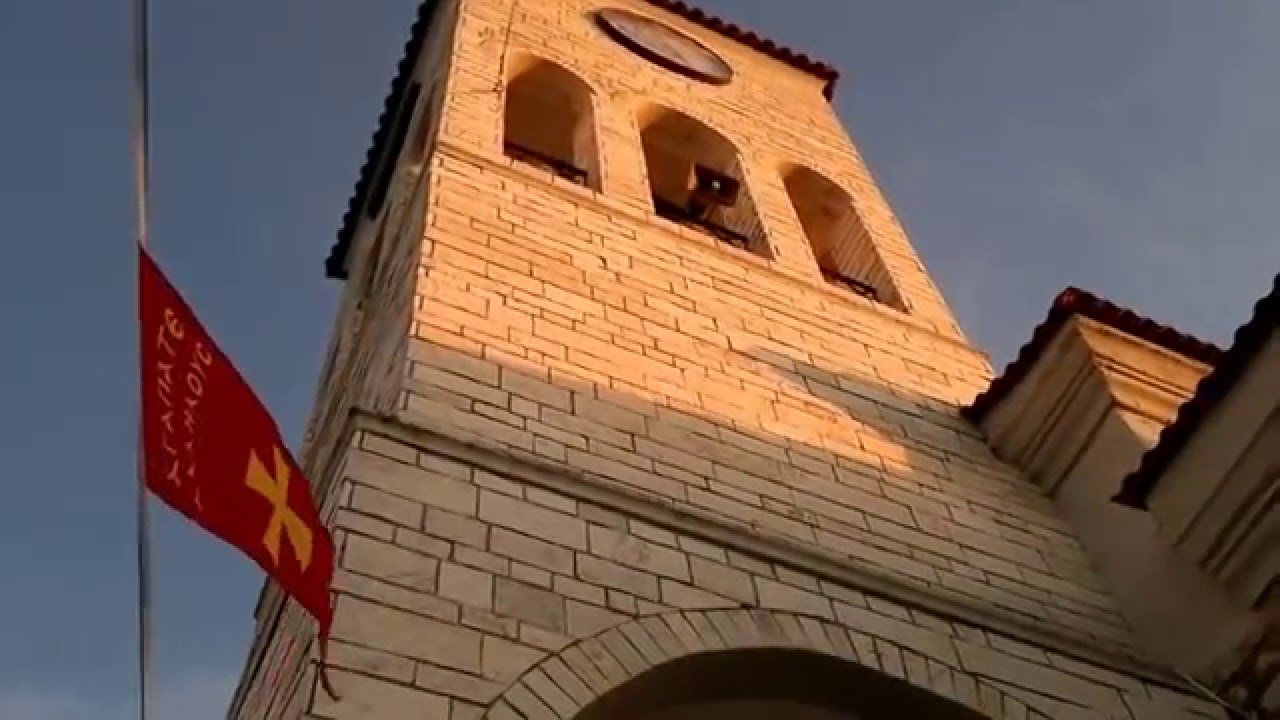 (25-12-2015) ΠΑΝΗΓΥΡΙΚΕΣ ΚΑΜΠΑΝΕΣ ΤΩΝ ΧΡΙΣΤΟΥΓΕΝΝΩΝ ΣΤΟΝ ΙΕΡΟ ΝΑΟ ΜΑΣ !!!