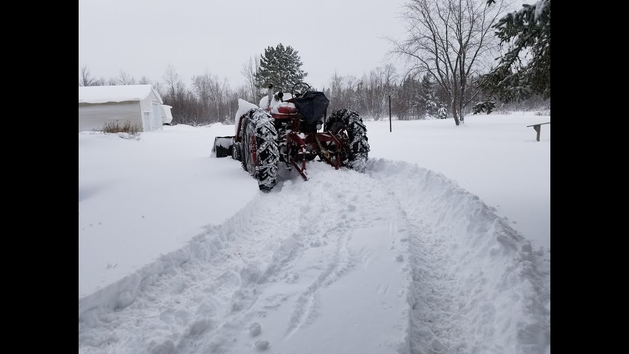 THE FARMHOUSE. Two Snowstorms. Sara arrives. Cabinets painted. Moving Snow. Thanksgiving cancelled.