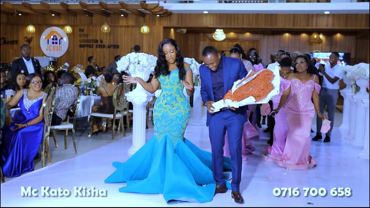 KIJANA TAJIRI ALIYEMTOA SOKONI MREMBO WA KIPARE NDIO HUYU |UTAPENDA ALIVYOFICHULIWA |LIGHTNES NIGHT