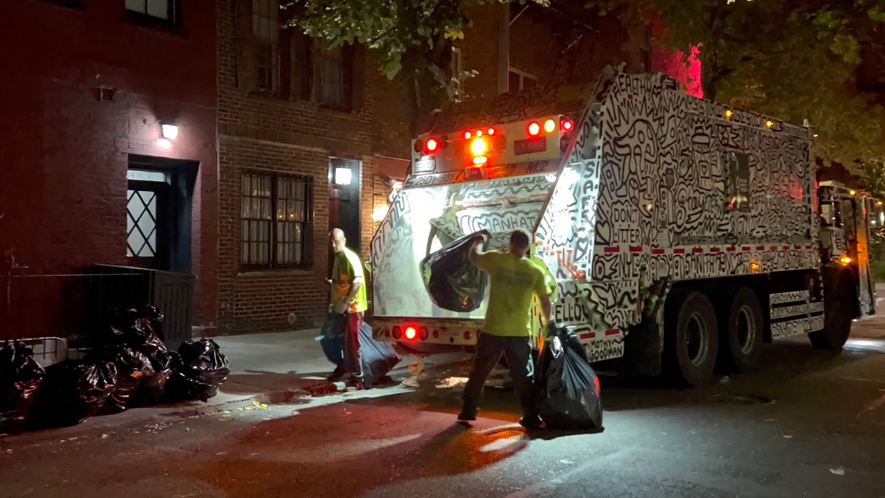 Special DSNY Garbage Truck Packing Midnight Trash