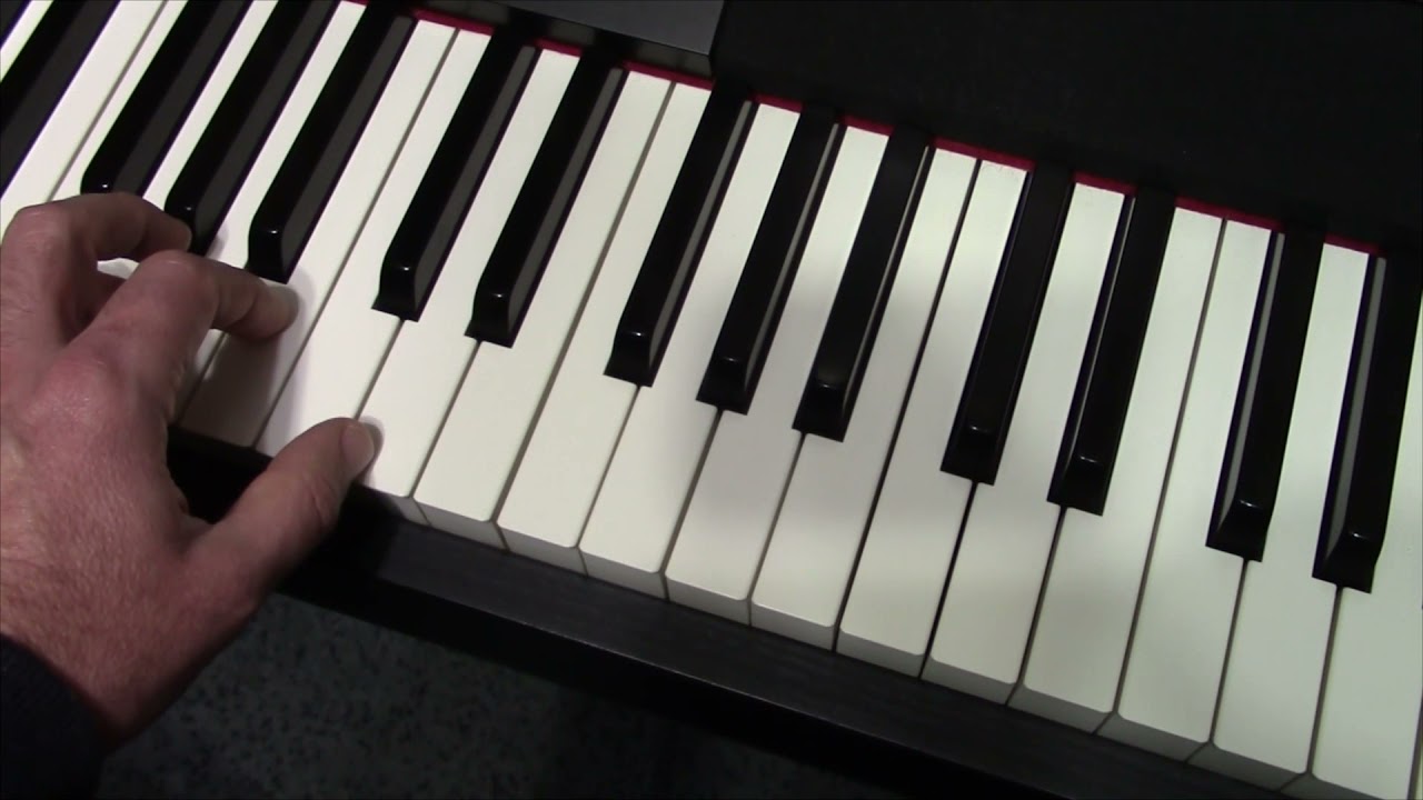 Clavinova vs Celviano Выбор цифрового пианино б/у