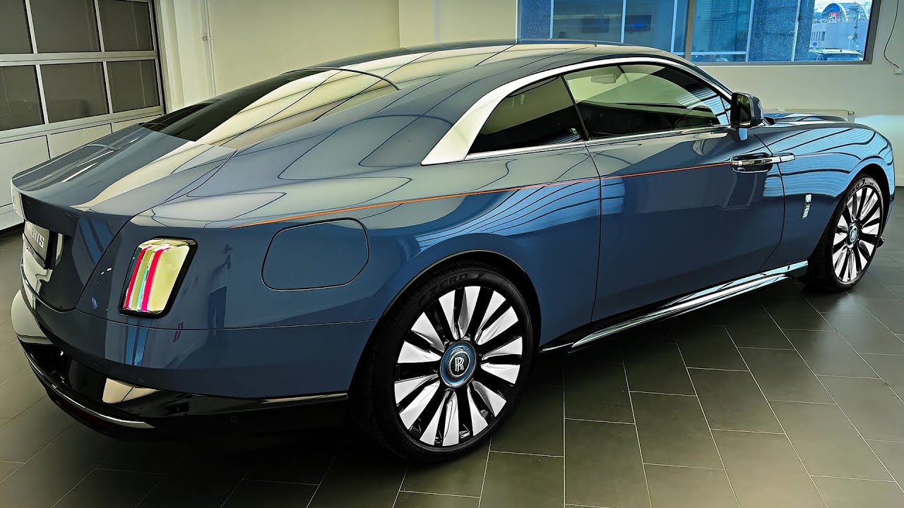 Rolls Royce Spectre 2024 года — новое брутальное роскошное купе!