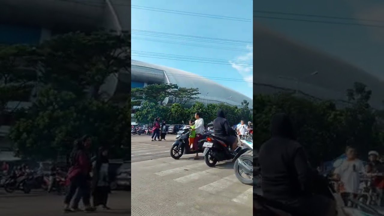 gerbang biru stadion GBLA Bandung 29 Mei 2022