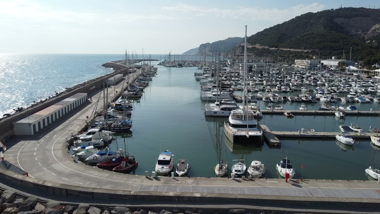 Port Ginesta, ideal for your catamaran.