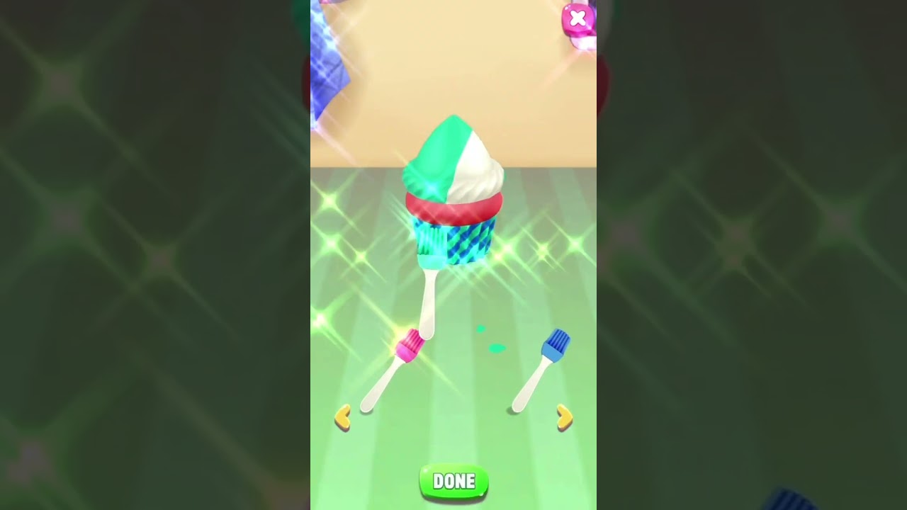 My talking Angela 2 Baking cupcake 🧁🧁🧁