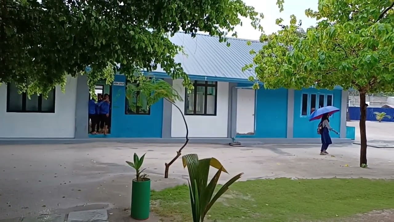 School life and climates in Maldives