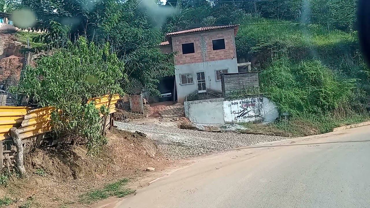 Passando na cidade de Sabinópolis Minas Gerais.