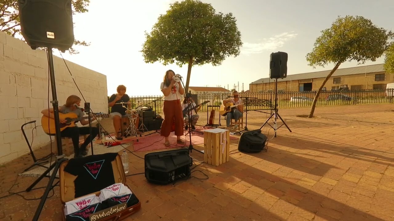 Vulva-loo 2:1 (Acoustic Version)