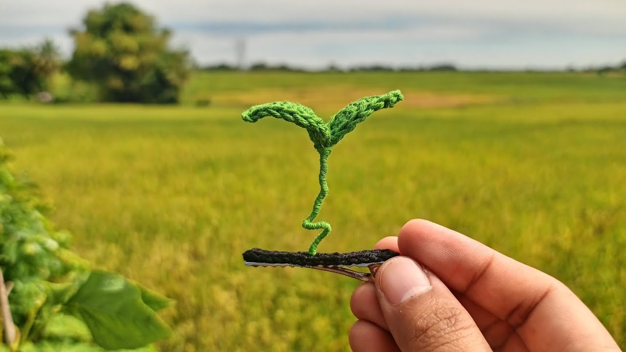 Sprout hair clip Crochet