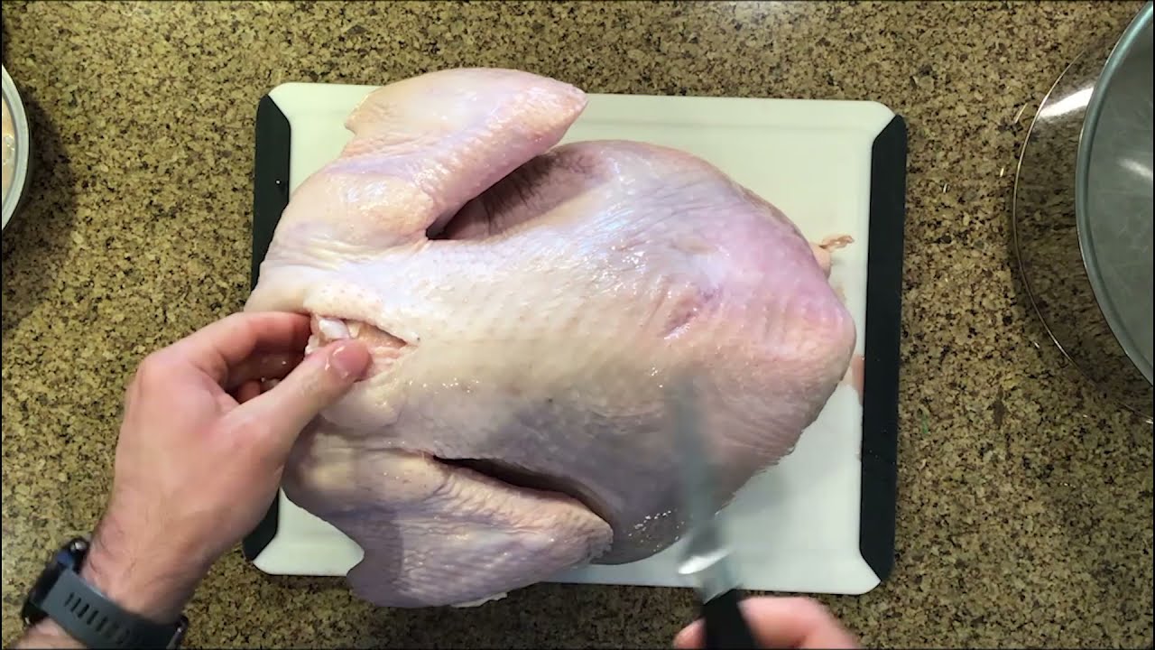 (De)Boning a Turkey for a Turkey Ballotine