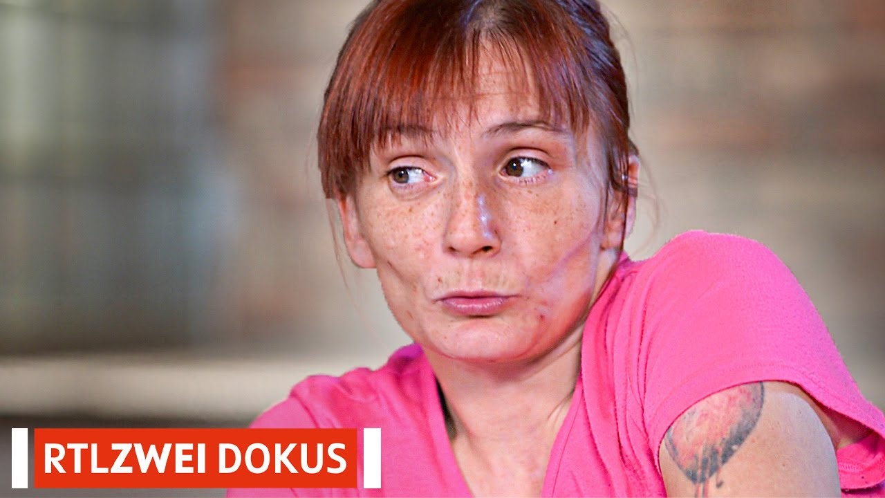 Null Nerven fürs Amt: Carola verzweifelt am Hartz-IV-Antrag 😩 | Carolas Welt | RTLZWEI Dokus #01