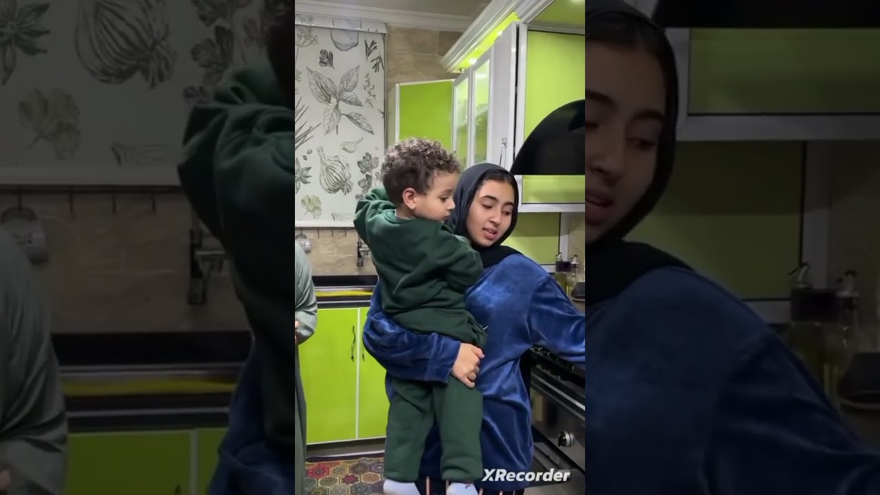 لومي لوما اما اعمل اكل يومين وتمني تاكله😂😂😂