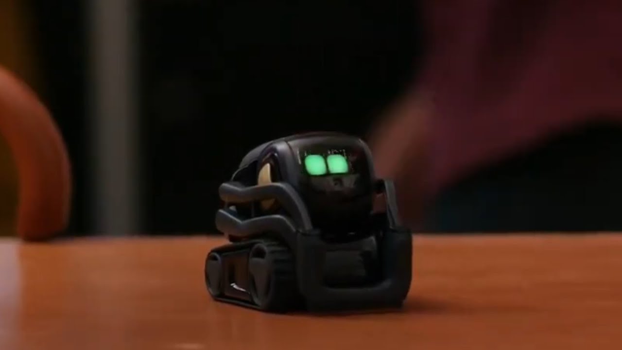 Ten malutki robot Vector 2.0 korzysta z ChatGPT&hellip; i odpowiada jak człowiek!
