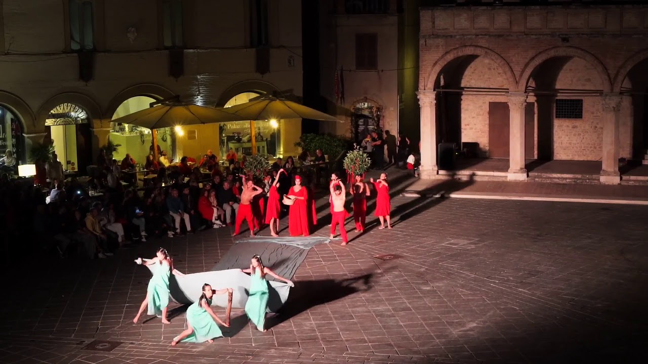La Metamorfosi - QUARTIERE SAN FORTUNATO 2017