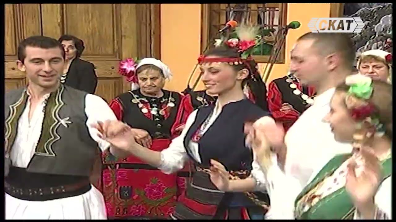 Фолклорна група от с. Голямо Асеново - 