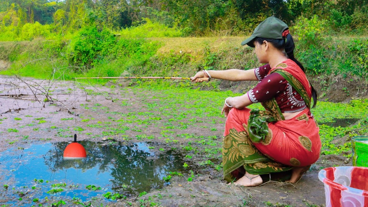 Fishing video || Beautiful lady caught fish in the forest old pond using hook || Hook fishing