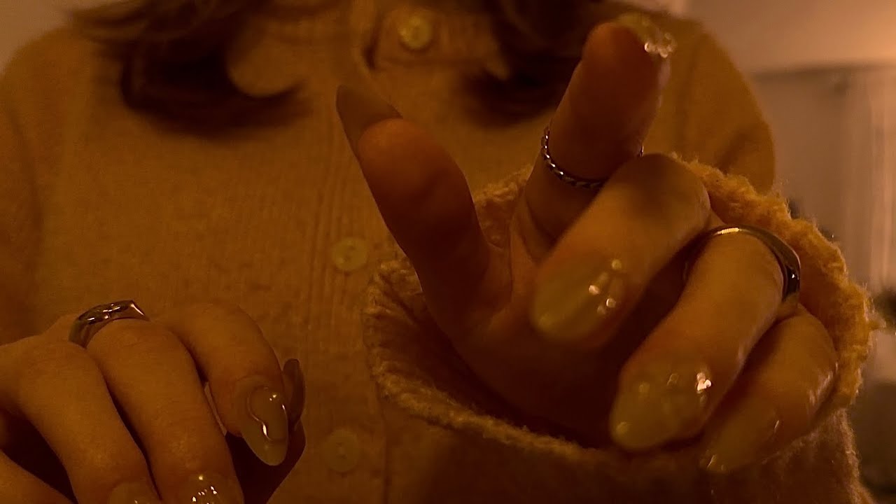 gentle ASMR ♡ tingly hand movements & relaxing triggers to help you sleep 🧸